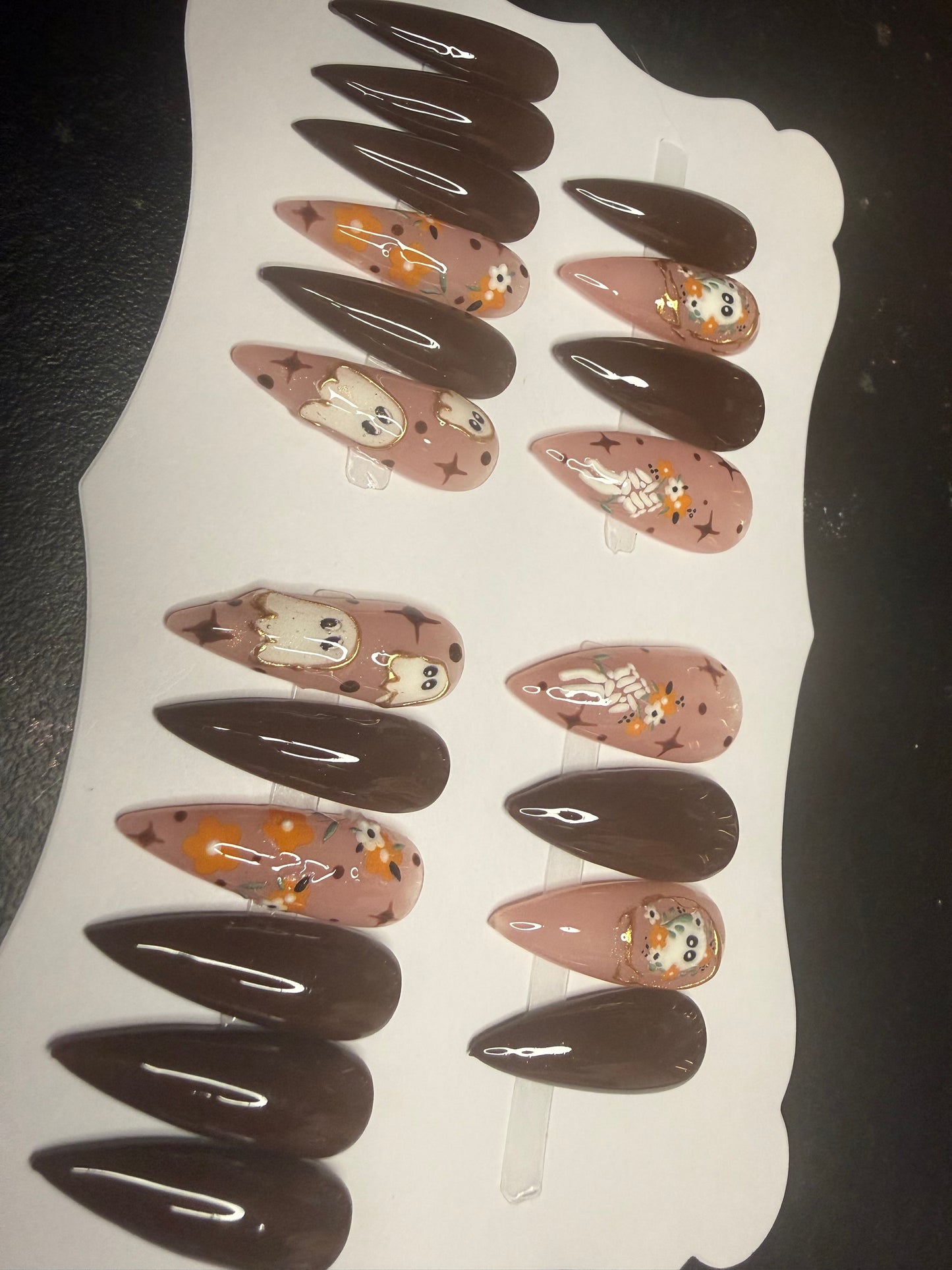 20 piece reusable handmade Halloween press on set.