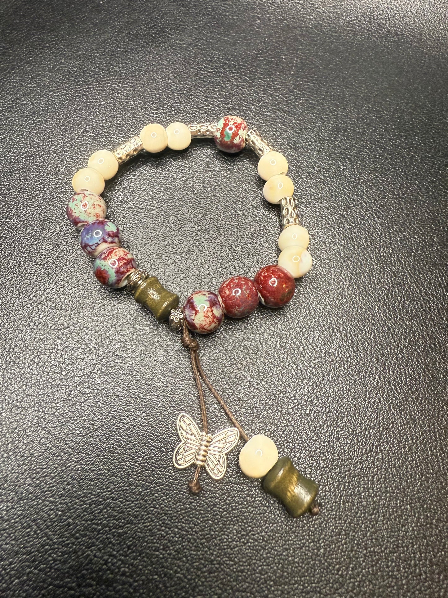 Handcrafted ceramic and wood beads bracelet