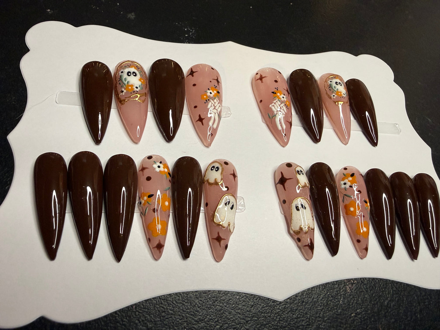 20 piece reusable handmade Halloween press on set.