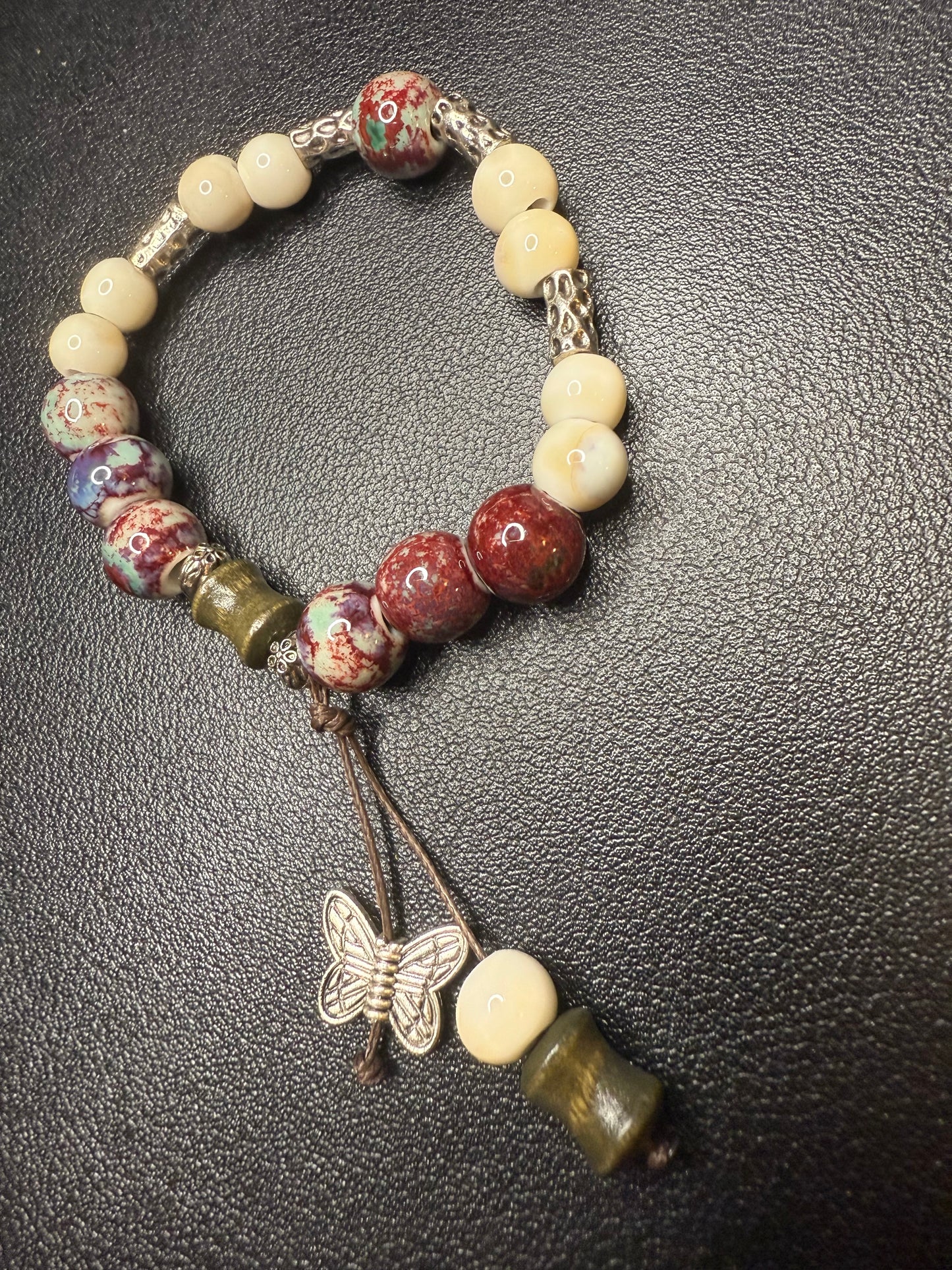 Handcrafted ceramic and wood beads bracelet